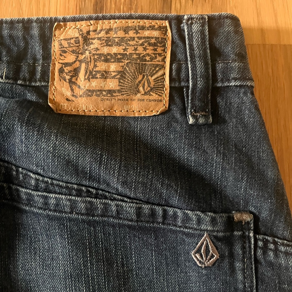 Volcom Solver Jeans - Picture 2 of 7